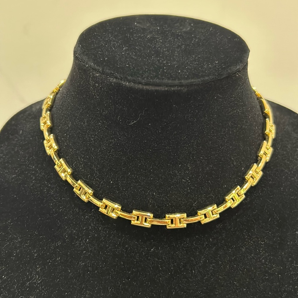 Vintage makers marked 16” necklace
